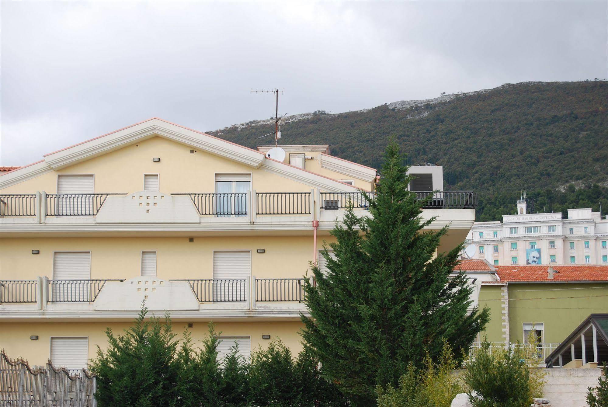 Hotel Il Chierichetto San Giovanni Rotondo Ngoại thất bức ảnh
